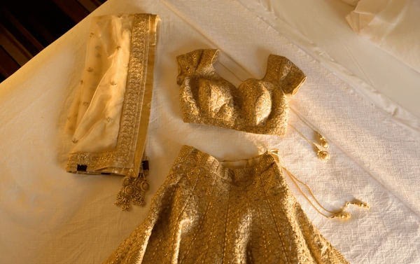 golden bridal dupatta